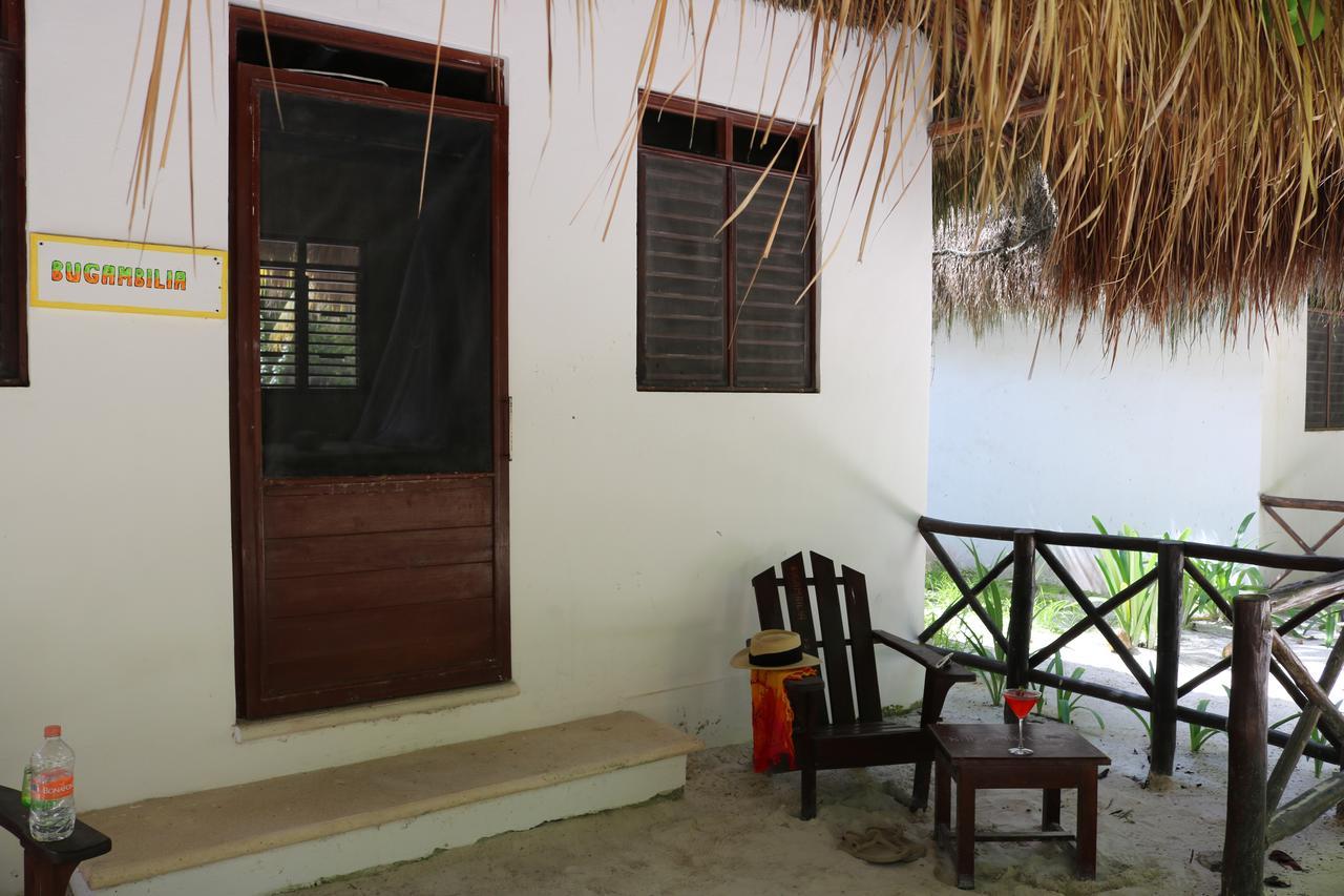 Hotel & Cabanas Zazil Kin Тулум Екстериор снимка